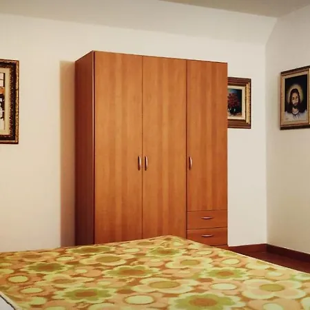 Corte Degli Artisti Apartment